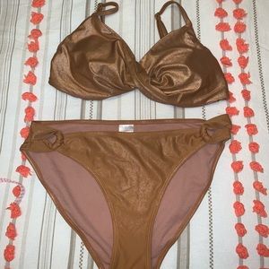 Shimmer swimsuit ✨